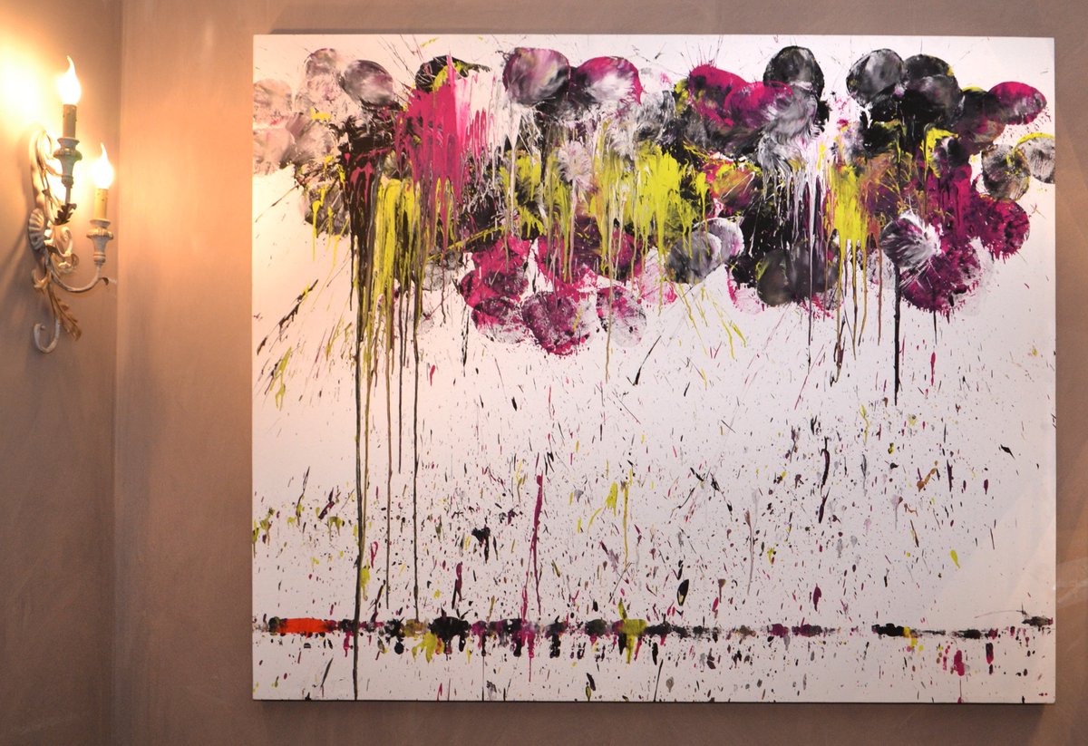 continiartuk's tweet photo. @HotelAmbraCort in Cortina d’Ampezzo, Italy, is currently exhibiting a selection of artworks by our artist Omar Hassan 
https://t.co/ZOCpUK6kaf https://t.co/71jbdtY2Mn