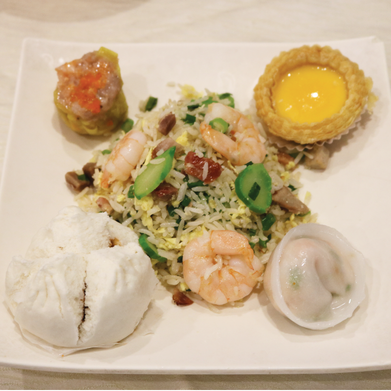 FortuneHouseBC's tweet photo. We have 4 popular combos from our take-out menu.  What's your pick?  #fortunehousebc #dimsumvancouver #lunch https://t.co/0DS9etQVNR