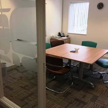 Gr8_Interiors's tweet photo. Planning an #office #renovation in 2018? Check out these gr8 office #design ideas for some inspiration! https://t.co/FMX1i6LDLn #Gr8Interiors https://t.co/R3qRD5qxuA