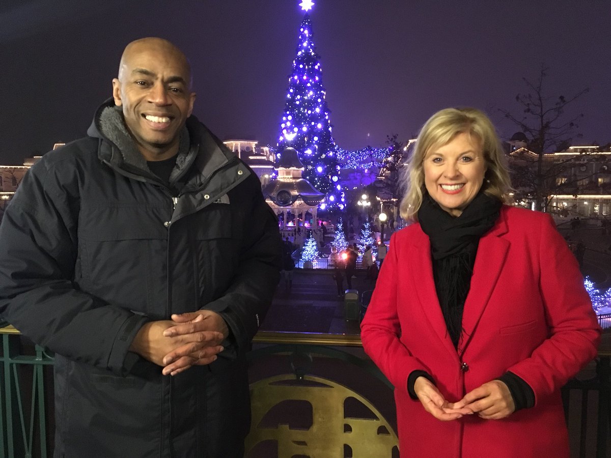 lucymitv's tweet photo. How about this for a location for @GranadaReports Don’t miss a special Christmas show. #DisneyBA @DisneyParis_EN Special thanks to Manchester Arena families &amp; @michkeegan @johnbishop100 @MarkWright_ https://t.co/Sy1rz7FZdN