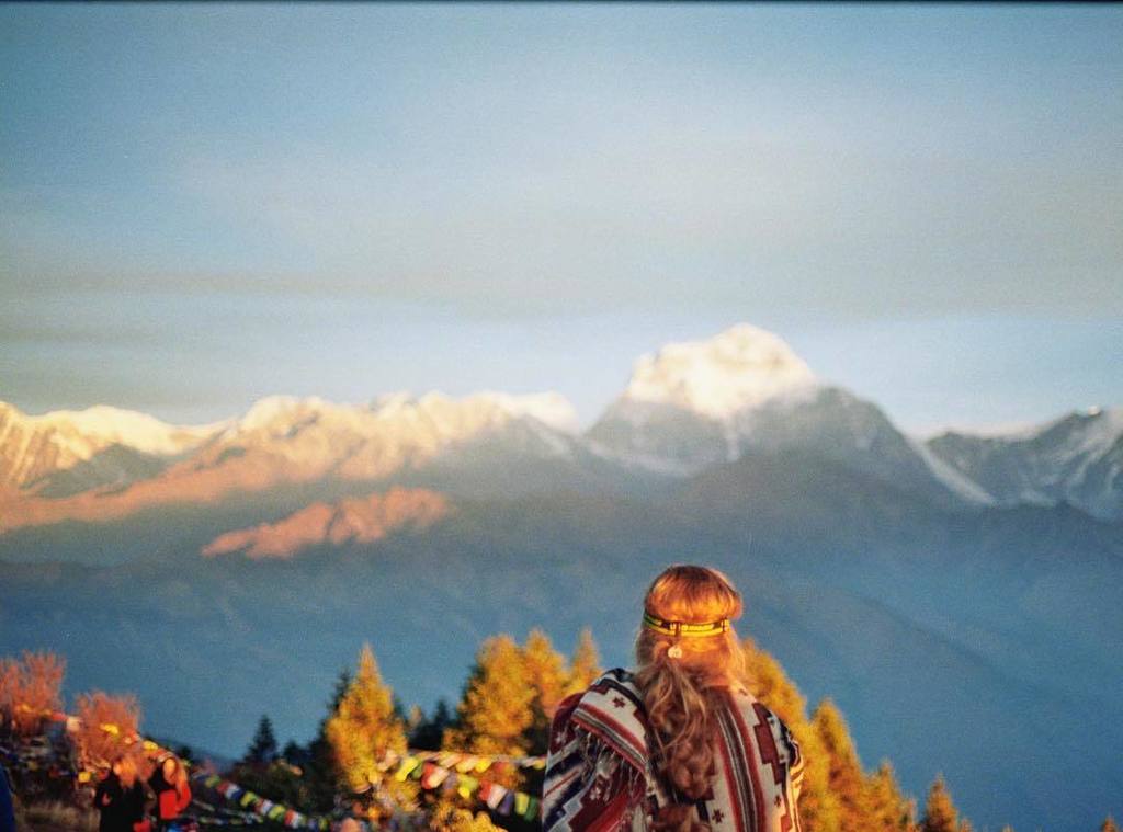 amy_calitz's tweet photo. arriving home after a journey of a lifetime || this photo of me , standing out of breath at the summit of poonhill completely filled with awe , perfectly sums up my experiences in the beautiful country that is nepal 🌿 
so grateful to the array of cha… https://t.co/GeC1OJv8PA https://t.co/0Cbc9DIdBU