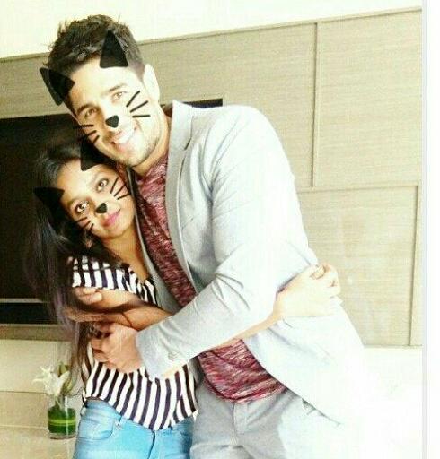 Reason 9 : I love her because we both love Sidharth Malhotra   HAPPY BIRTHDAY NUCHI ! 