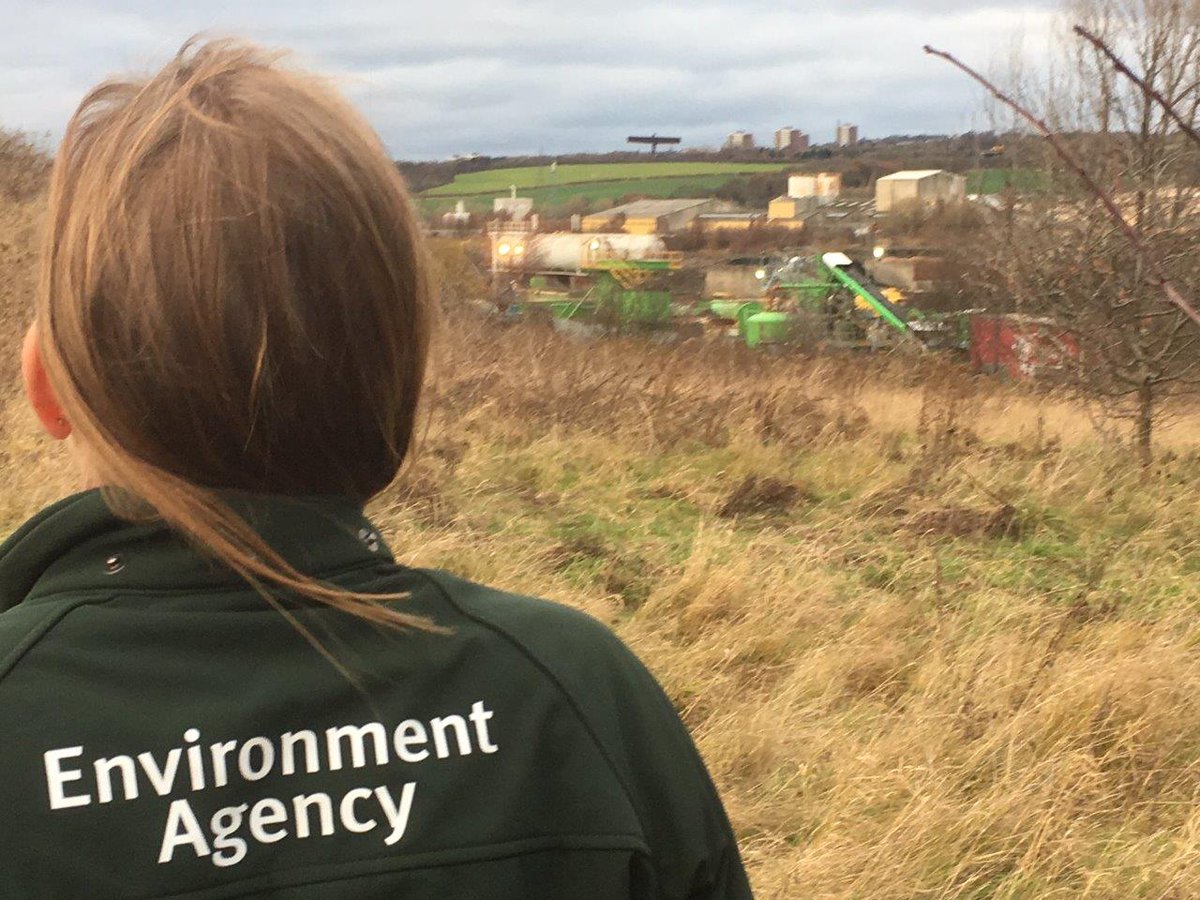 GeoscienceEA's tweet photo. Officers from @EnvAgencyYNE have been leading on a #contaminatedland investigation into a former landfill near #Newcastle which accepted a variety of wastes. This #Part2A assessment in collaboration with @DurhamCouncil will establish any risks to health & the wider environment https://t.co/s2DpazKibw