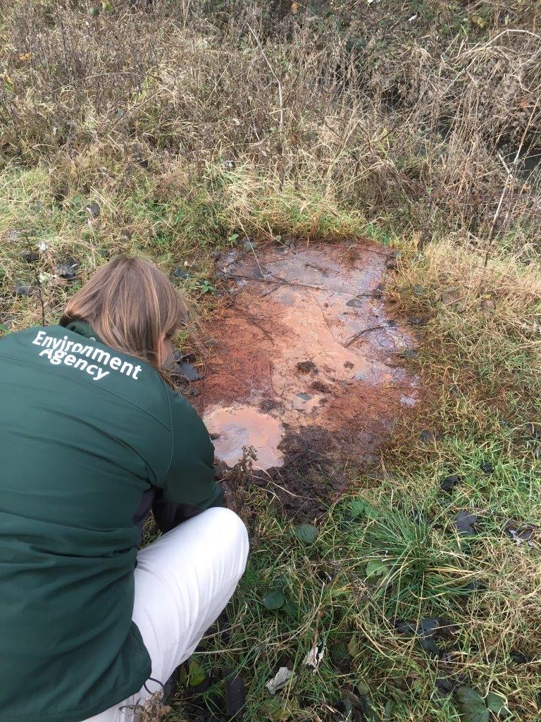 GeoscienceEA's tweet photo. Officers from @EnvAgencyYNE have been leading on a #contaminatedland investigation into a former landfill near #Newcastle which accepted a variety of wastes. This #Part2A assessment in collaboration with @DurhamCouncil will establish any risks to health & the wider environment https://t.co/s2DpazKibw