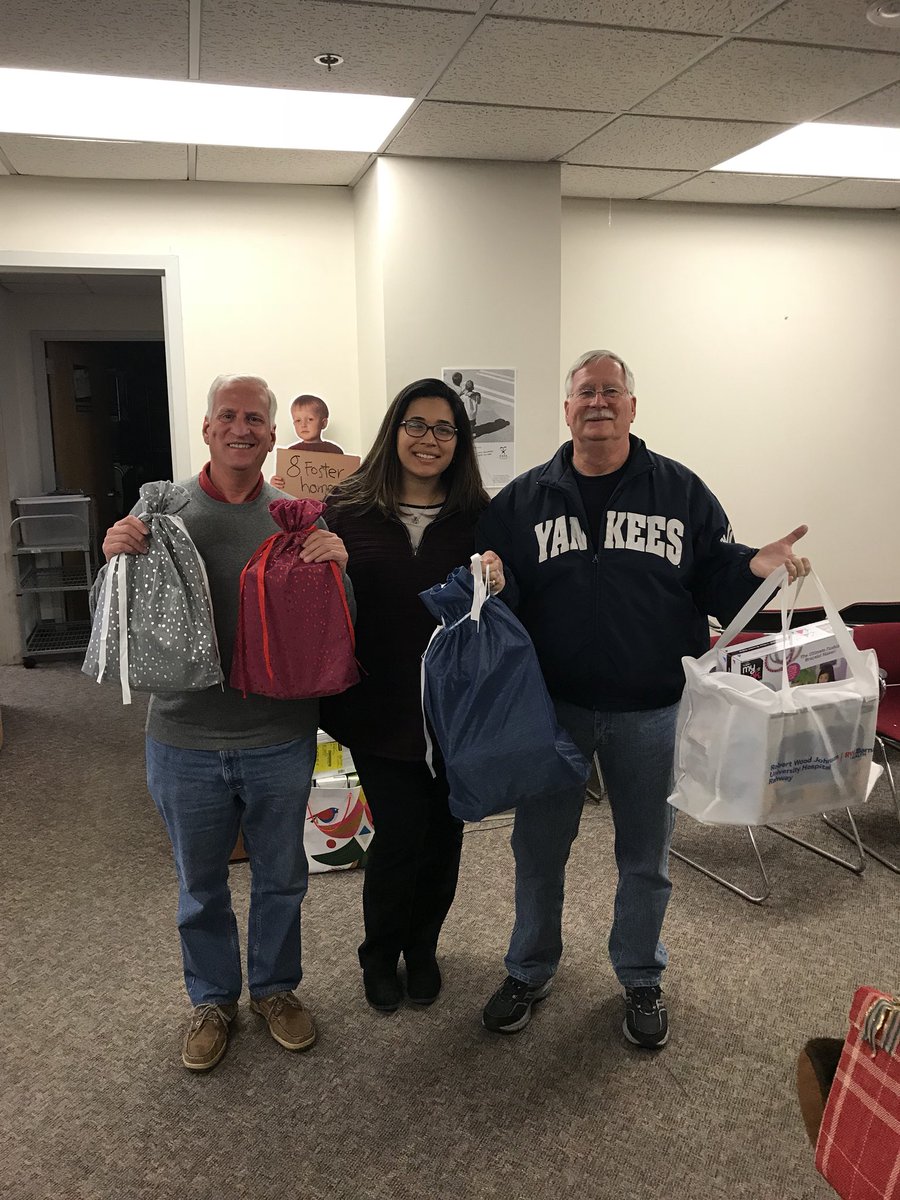 CASAUnionCounty's tweet photo. What an amazing sight! Some of our male volunteers picking up holiday presents for their children with one of our Advocate Supervisors Abby Gallego ๐๐โ๏ธ๐ #MenCanBeCASAsToo https://t.co/vBIDcVPkZE