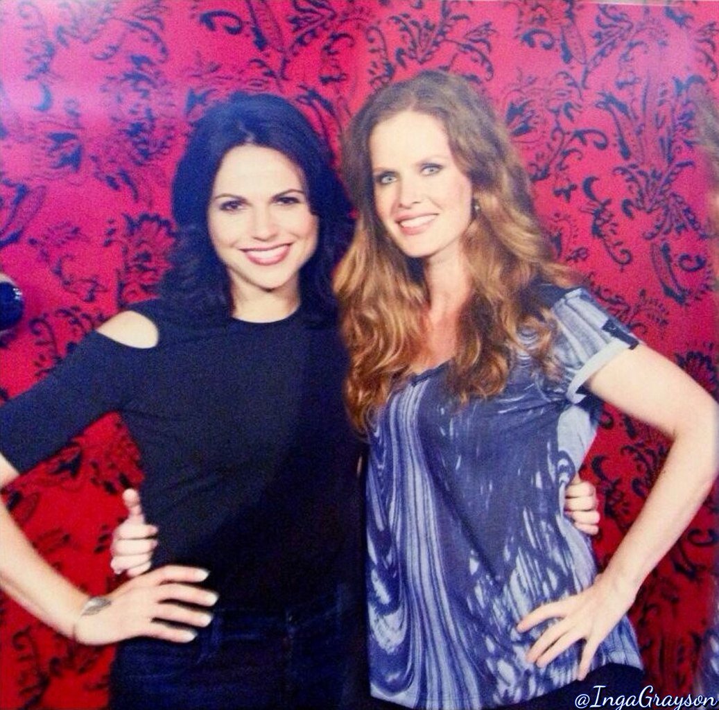 mader_bex's tweet photo. I want to remember the first con that @bexmader and @LanaParrilla make together back in 1 of July 2014  #Bexana https://t.co/4Z9GKEx3o9