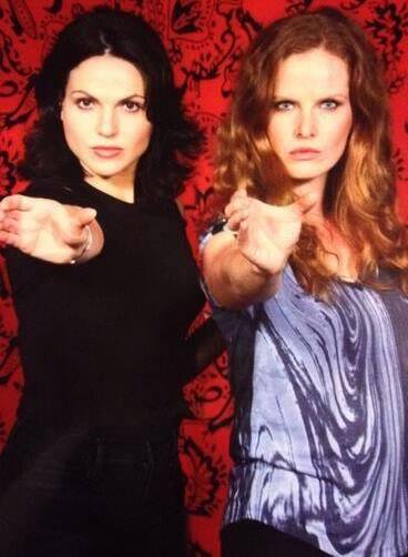mader_bex's tweet photo. I want to remember the first con that @bexmader and @LanaParrilla make together back in 1 of July 2014  #Bexana https://t.co/4Z9GKEx3o9