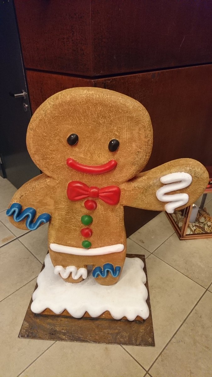 HelenJPrice08's tweet photo. Feeling festive, it is time for the #GoogleManchester #Christmas #quiz @InnsideMCR https://t.co/Fnxrqer8Rq