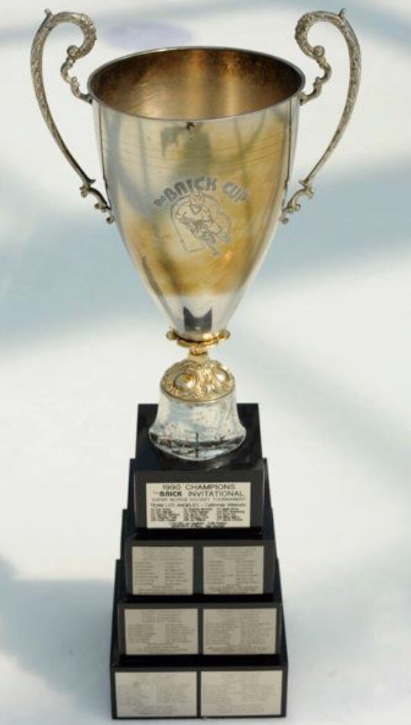 BCJRCanucksBric's tweet photo. Well schedule and teams are out for the Dec 22-23 BC Brick Tryouts. This is what we are playing for . 2017 Finalist 2016 Champs 2015 semi finalist 2014 didn't show up 2013 Finalist 2012 Finalist 2010 Semi finalist 2007 Champs #yourturn #dabrick https://t.co/AtUmeYkEnZ