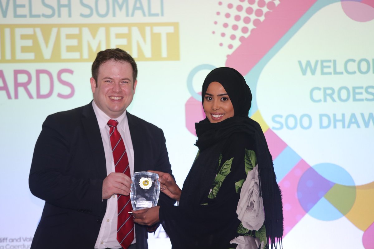 Glad to have our local MP <a href="/SDoughtyMP/">Stephen Doughty HC MP</a> with us on Saturday to support and celebrate the Academic and Sporting Achievements of members of the community, here are some pics of the Graduates being presented with their award for their Degree performances 🏆🎓#WelshSomaliAwards2017