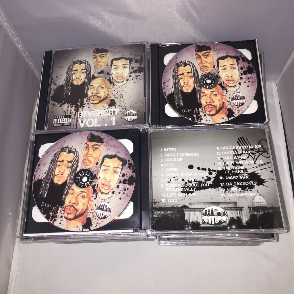 CdFacez's tweet photo. Make sure you check out @ace_dyvercity with the double disc pack #CdFacez https://t.co/VqADwIMQhc