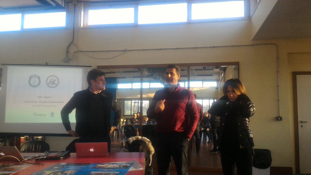 MasterMMSport's tweet photo. Il progetto @AcademyReset e gli psicologi nel mondo del calcio ⚽⚽⚽⚽⚽⚽⚽⚽⚽ grazie a tutto lo staff di #ResetGroup Marco Marchi, Ludovica Franchini e al Presidente della #Lodigiani Andrea Simonetti. #MasterMMSport https://t.co/gHgKXScJAL
