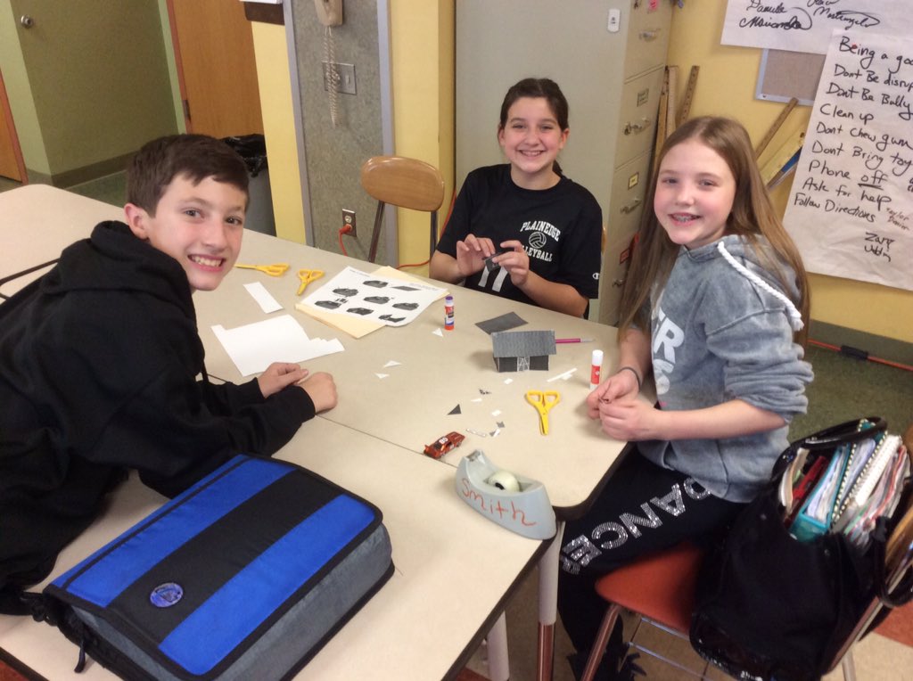 bsmithmath's tweet photo. Smithville Railroad Project!!!! Choo-choo!!! #mathisfun #mathjedi #weareplainedge #modeltrain https://t.co/9k54xqv2a0