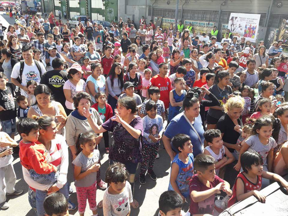 Un gran éxito: la navidad del niño en la villa 31.Shows, alegría y regalos para nuestros niños, esperando las festividades.  #navidaddelniño