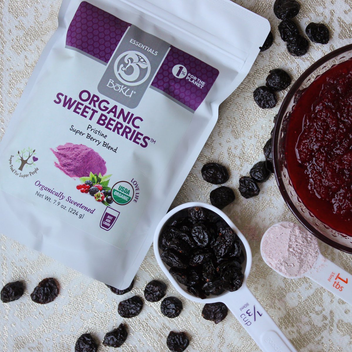 BokuSuperFood's tweet photo. Brilliant #BokuHack: Replace sugar with #BokuOrganicSweetBerries to naturally sweeten cranberry sauce! #BokuSuperfood #BokuHarvestCranberries https://t.co/lIqCQYZeIr