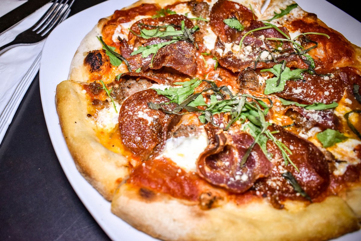 $5 off ALL our Flip Side Artisan Pizzas continues today! Every Monday and Tuesday don't miss out on the chance to save some coin on our delicious, oven baked pizzas! Using only fresh ingredients, bite into a slice of thin-crust heaven and experience an explosion of flavors!