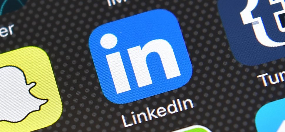 nanciew's tweet photo. 5 Changes in #SocialMedia That Can Pay Off Big Time For You in 2018 https://t.co/kQZa0PJaWh  #Trends #NewYear https://t.co/WoPrRlXkG7