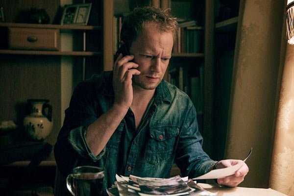Lubiie's tweet photo. [AGENDA SERIES]  La série polonaise #TheTeach vu à @FestSeriesMania est à voir à partir du 8 janvier sur POLAR + une chaîne @CANAL_France → https://t.co/T3Vql3d2gL https://t.co/bKSM3u1E54