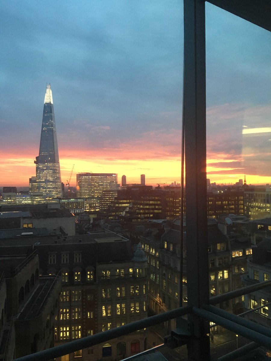 andrewdoy's tweet photo. Amazing view of sunset out of the office window this evening. https://t.co/ibKYZ28AVu