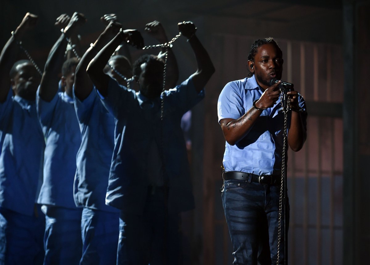 ESPN has announced that Kendrick Lamar will perform at halftime of the #CFBPlayoff final. 247sports.com/Bolt/CFB-Playo… https://t.co/RATv4JmqX8