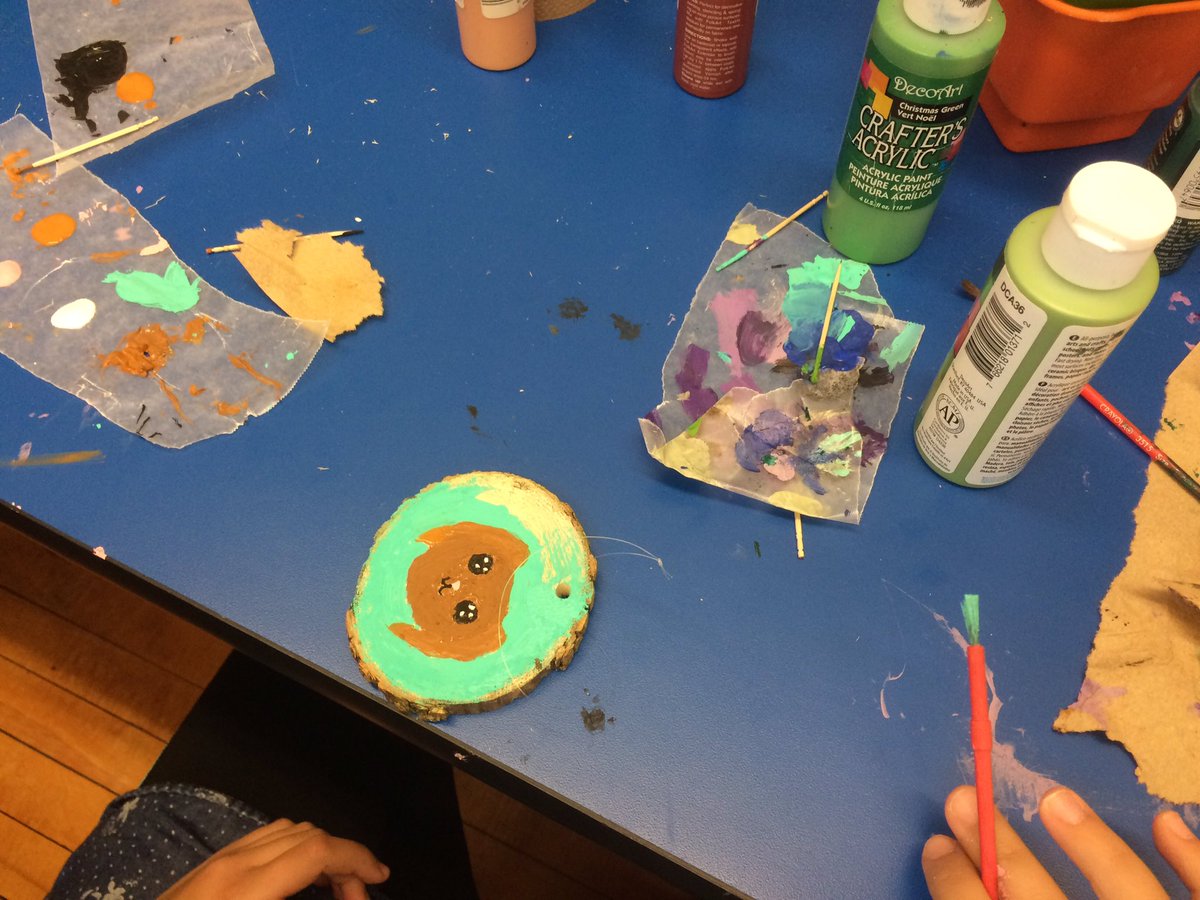 QueensvilleLC1's tweet photo. All students and staff @QueensvillePS hand painted a wooden ornament for our tree! Representing our unique and diverse backgrounds! #studentvoice @QueensvilleLC1 https://t.co/eJU0Slqqpt