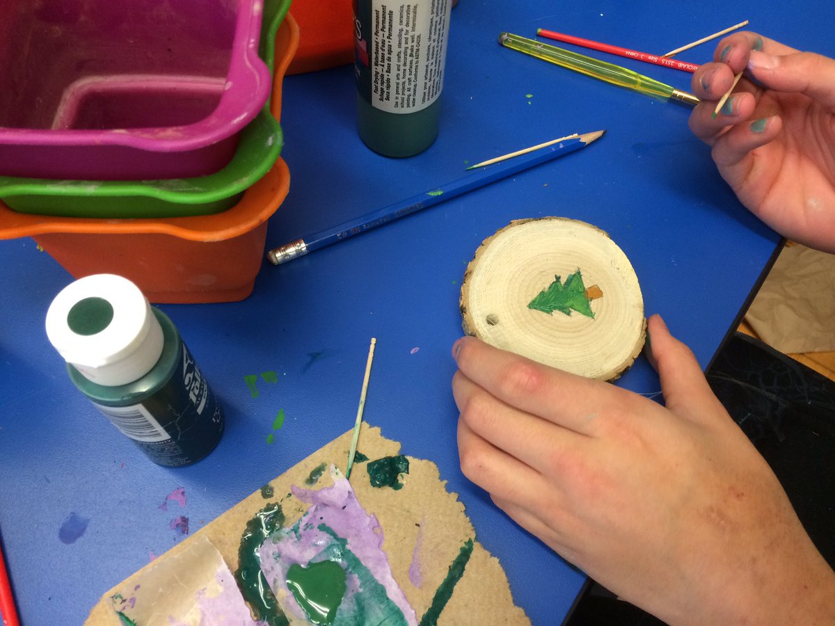 QueensvilleLC1's tweet photo. All students and staff @QueensvillePS hand painted a wooden ornament for our tree! Representing our unique and diverse backgrounds! #studentvoice @QueensvilleLC1 https://t.co/eJU0Slqqpt