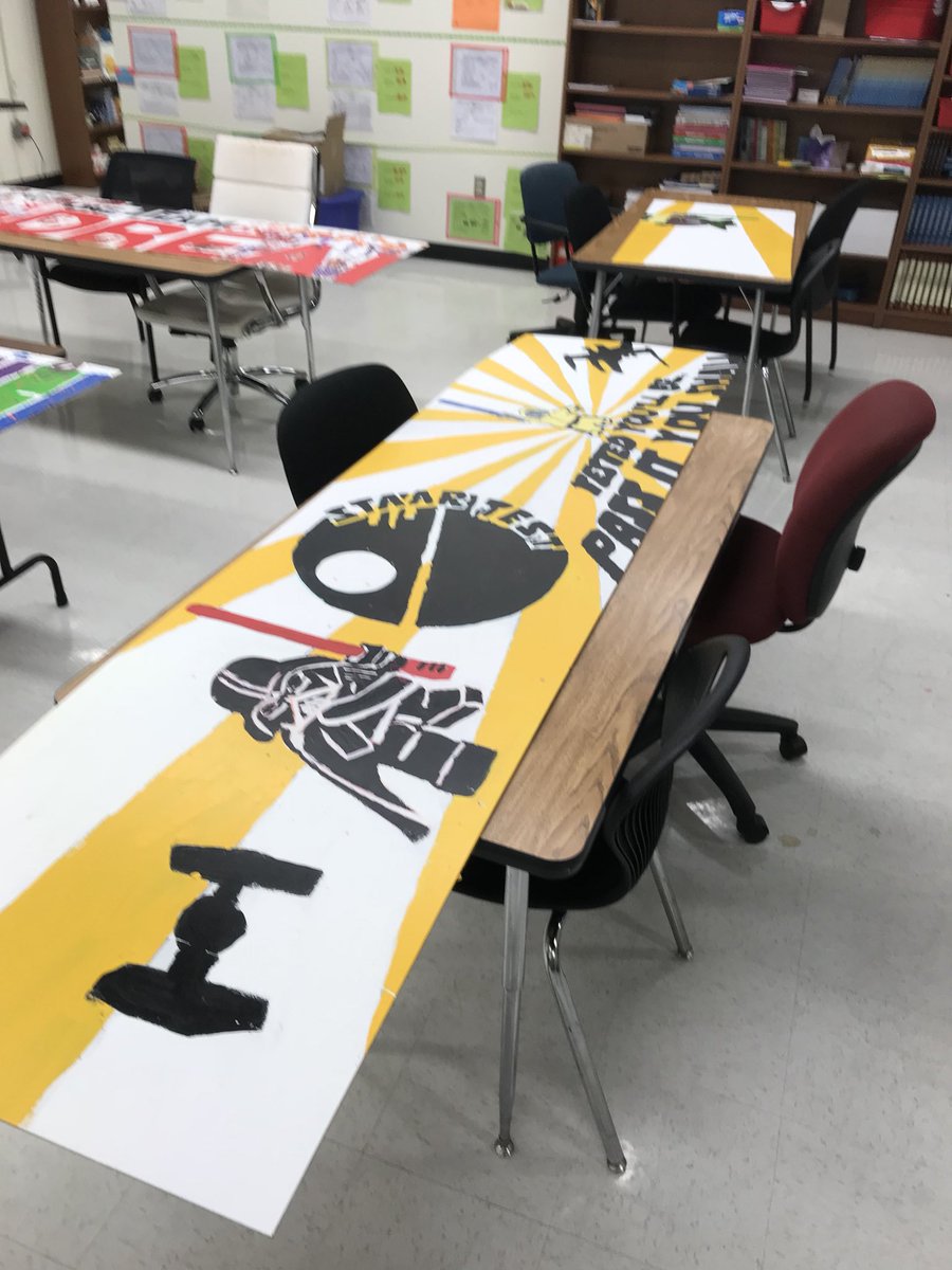 Thank you <a href="/Appfinancial/">AppreciationFin</a> for celebrating #AppreciationDay <a href="/MMSEagles/">Martin Middle School</a> ! What great turn out and hard work done by students and community.