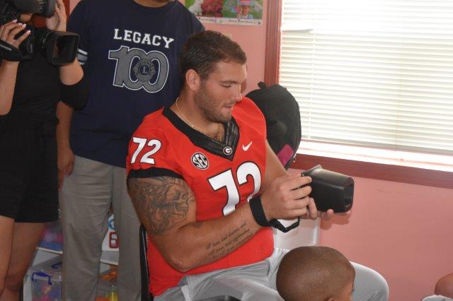 CFAPeachBowl's tweet photo. @apsupdate @atlchampgame @ChickfilA @CFPExtraYard The #CFAPeachBowl was originally founded as a fundraiser for the @LionsLighthouse.
Together, we’re able to provide vision screenings to elementary school children in Atlanta & in the communities of our participating teams. #50YearsOfGiving https://t.co/GFNuOFgO4r