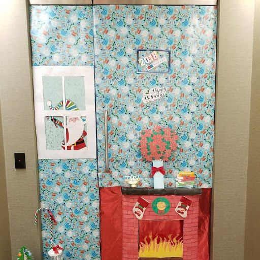 vent413_lisa's tweet photo. @BrookwoodFin Mazars USA LLP Deck the Door Contest at the PAO Office #BrookwoodDeckTheDoor https://t.co/QzQF2K7vLc