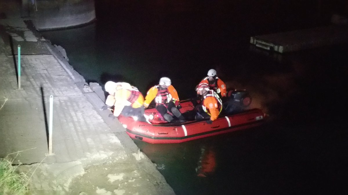 Preston_Fire's tweet image. Just a reminder about our opening hours over the Christmas and New year period:
Xmas Eve -  24hours
Xmas Day - 24hours
Boxing Day- 24 hours
27th - 24 hours
28th - 24 hours
29th - 24 hours 
30th - 24 hours
New Years Eve - 24 hours 
New Year’s Day - 24 hours #HeretoSaveHeretoServe