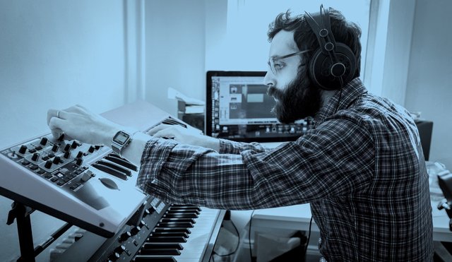 DeathCanoe's tweet photo. Three Capital One software engineers took their love of music to the #tcdisrupt hackathon and made some noise. #investedintech https://t.co/I0JUuiy0F3 https://t.co/tBvzw0IVxn