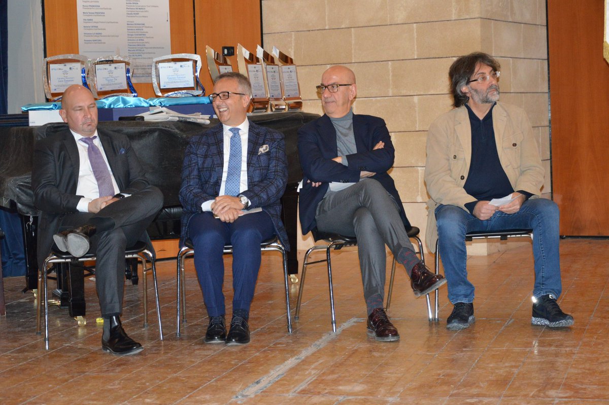 unplibasilicata's tweet photo. #PremiUnpli #Basilicata XVI Ed. con @CRBasilicata e @BccBasilicata
grazie a Nicola Trombetta, Vicesindaco di #Matera, @adducesocial Presidente @ancibasilicata @GiorgioCostant8 @ninoals Rocco Brancati, Pasquale Menchise, @martaragozzino Dirigente @MUSEIBasilicata e Achille Spada https://t.co/oyDRQd4Sw7