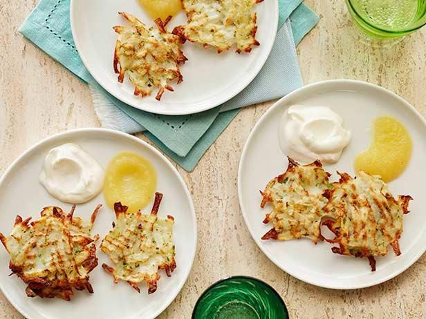 WOAHowellMill's tweet photo. #Healthy #Holiday #Recipes
Oven fried latkes recipe
https://t.co/ctF6XP2sHW https://t.co/SlkeYKQVWd