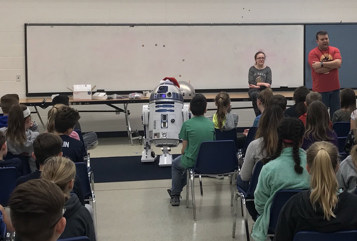 Thanks to Mr. Nichols and Discoverer Team. Ss met RD-D2 today! #CEMSBlazers
