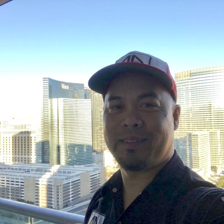 absoluteapplv's tweet photo. It's a great day to be an appliance repair man in Las Vegas. #lovethiscity #vegasstrong #highriseviews #appliancerepair https://t.co/zwj1HXSgjY