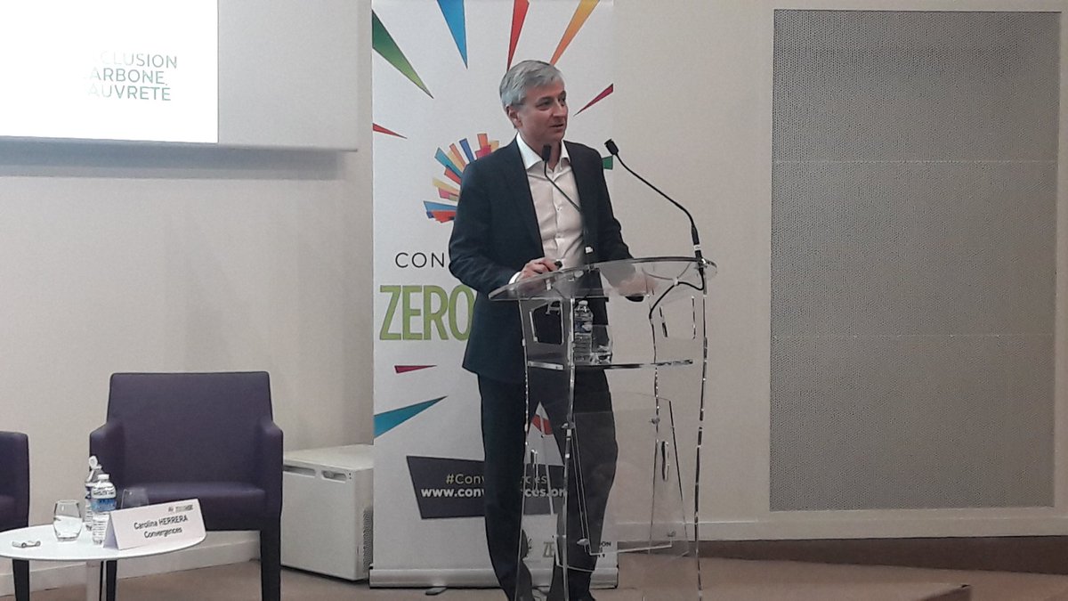 mecenova's tweet photo. |Live| Place à @JP_Courtois de @microsoftfrance mais aussi et on le sait moins... fondateur de @Live_for_Good. Pour une illustration concrète de ce que peut la #Tech4Good aujourd'hui ! #ESS #SocEnt #SocInn @ConvergencesORG @KPMG_France https://t.co/loKhWug6Uw