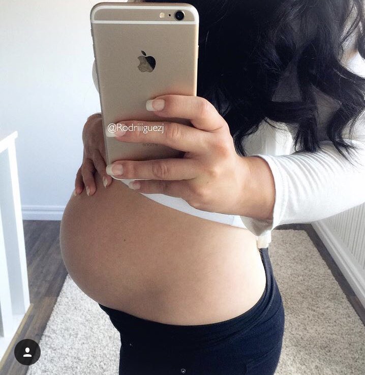 VegazBrielle's tweet photo. 20 weeks today https://t.co/lFGRfjHbV0