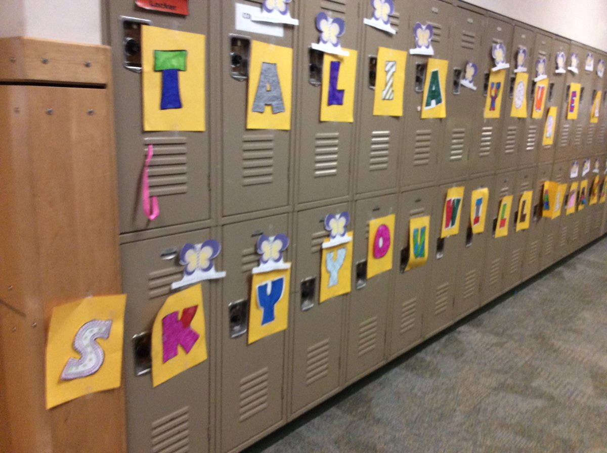 IMS_English7's tweet photo. Grade 7 Locker Love for #TaliaDuff @ #IMSTigers!
#RUDuffEnough #CureCMT4J https://t.co/CnCUBRU6i0