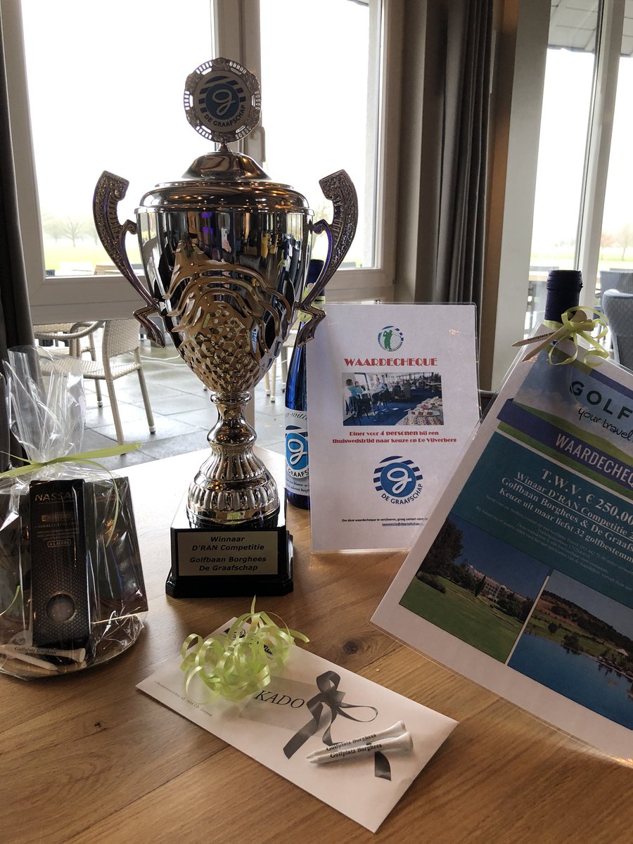 GolfBorghees's tweet photo. Het eerste jaar @DeGraafschap D’RAN competitie zit erop. We zagen hele fanatieke golfers, geboren talenten en stylisten, maar ook struukenduukers en hopeloze harkers. @1326Martine ging er met de trofee en hoofdprijs vandoor, @ttpulft en Harry Derksen werden verdiend 2e en 3e. https://t.co/2qA6zS0Eis