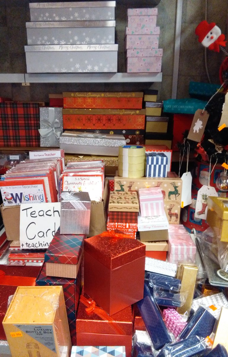 HebdenHashtags's tweet image. Gah! You can't even take a picture of the amazing range of #Christmas #GiftBoxes, #BottleBoxes #Hamper #Boxes and #JewelleryBoxes at HNP Cards, #Todmorden Market Hall, without getting #Photobombed these days! 

*Look out for the little #Snowman!*