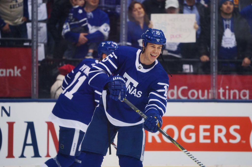 MapleLeafs's tweet photo. Throwback threads. #TMLtalk https://t.co/NHMa2l11M0