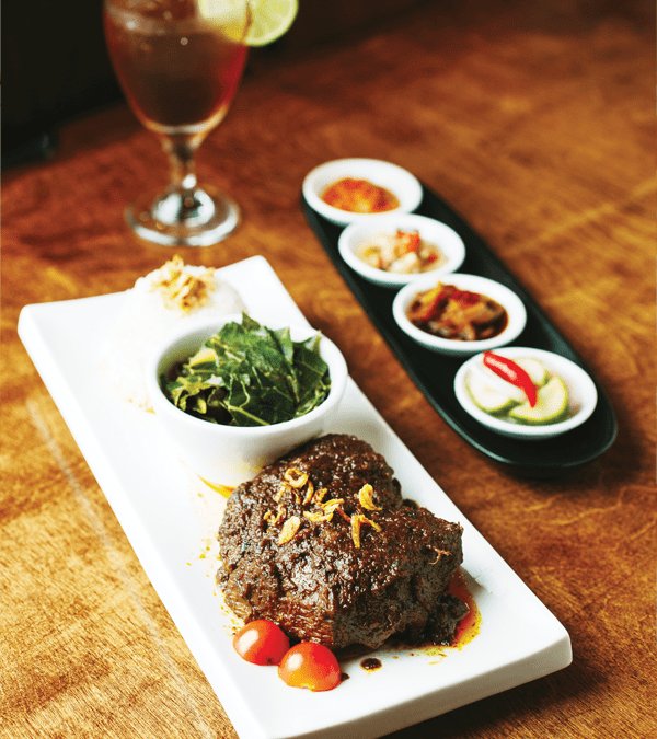 DevourILM's tweet image. Under Fire: Three Wilmington eateries set palates aflame devourilm.com/2017/12/19/und…