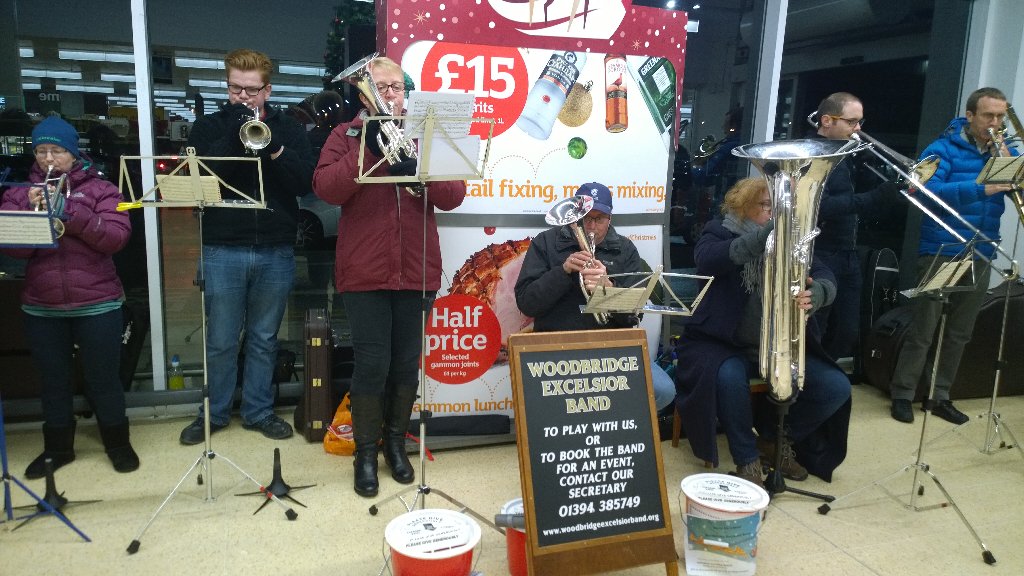Carolling again up <a href="/sainsburys/">Sainsbury's</a> Warren Heath... Want some festiveness whilst you're shopping? Tonight's the night 🎄