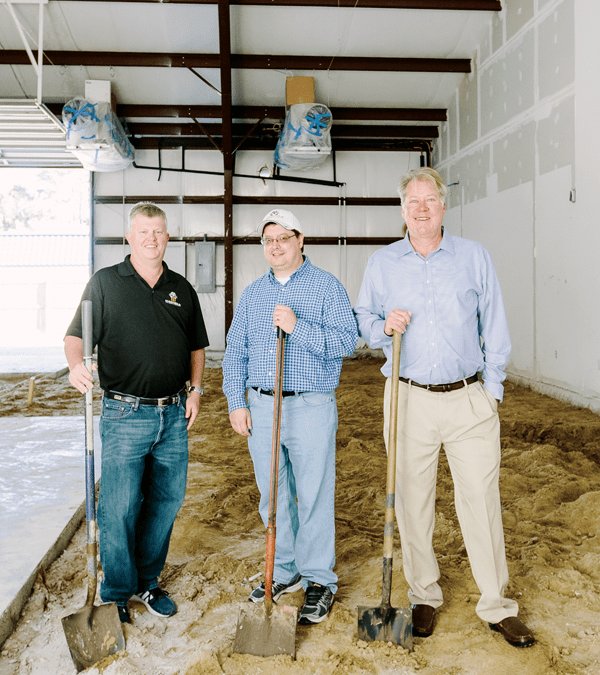 DevourILM's tweet image. Still Room to Grow: Mad Mole Brewing is among a few microbreweries coming to ILM devourilm.com/2017/12/19/sti…