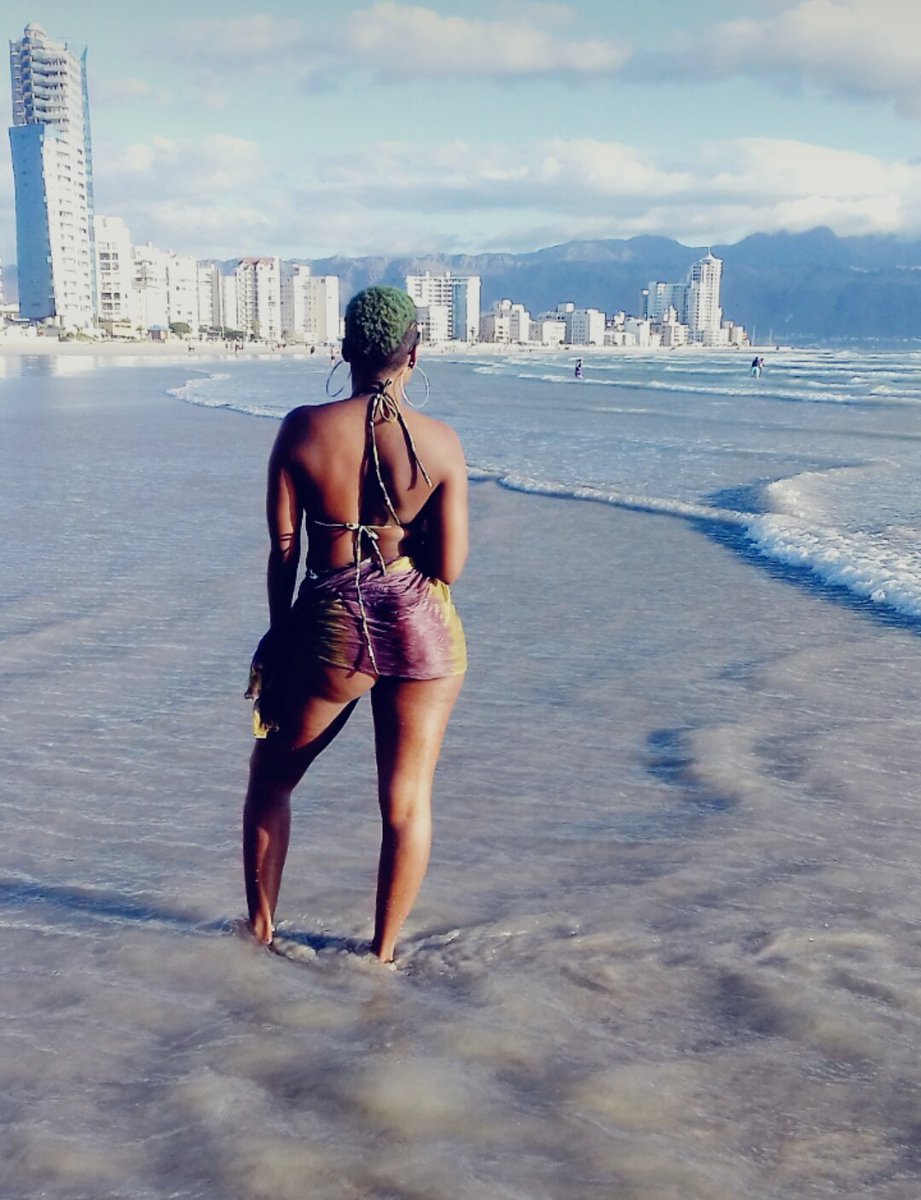 The_Norrm's tweet photo. Cpt views...godly๐
#summerbombshell
#BikiniChallenge
#bikinidays https://t.co/PRQb9w0LDC