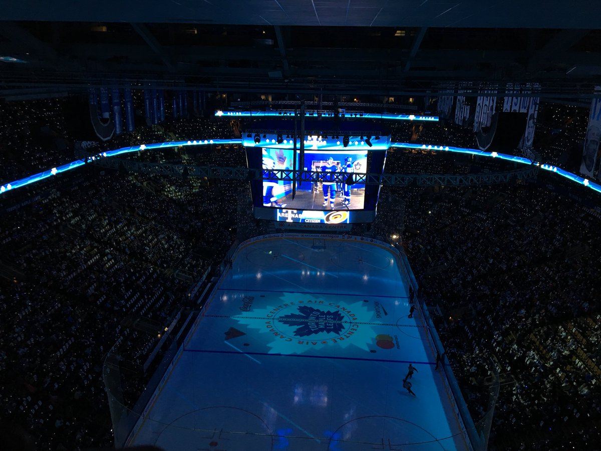 ReMaxAllStar's tweet photo. The Next Century Game! The Markham Waxers are in the house. #tmltalk #goleafsgo #leafsday #leafsnation #fordfandeck @thefordfanatic_official @fordfanatic @1059TheRegion https://t.co/UUHJrPFcrS