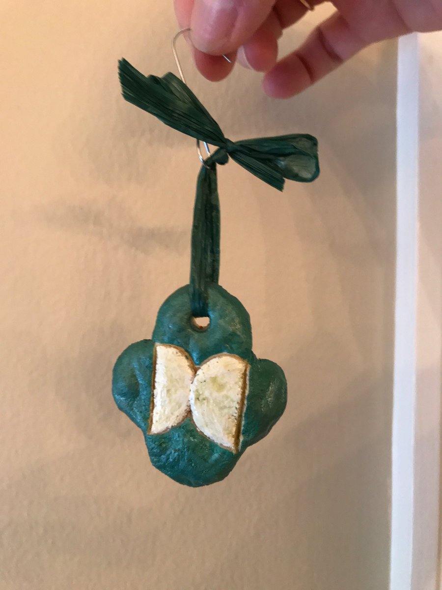 JuliaShoff's tweet photo. When you're a @Merck employee and you make and bake salt dough ornaments with your kids... https://t.co/TqkMonYhwq