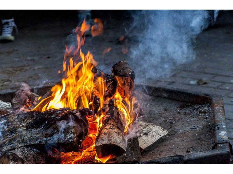 City of Saskatoon Restricting Backyard Fires dlvr.it/Q6klN4 https://t.co/voIfliTD7k
