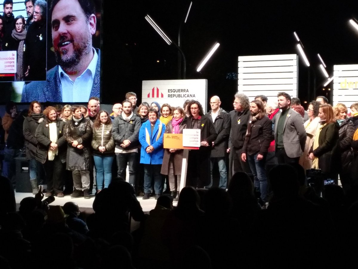 EFAparty's tweet image. .@Esquerra_ERC is ready to lead Catalonia. Ready to build a free, diverse and equal Catalan Republic; putting social justice upfront. And it has a great team! #FemRepública 
#LaDemocràciaSempreGuanya