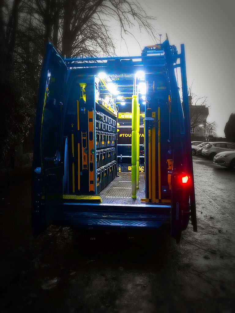 Coupleatools's tweet photo. It’s getting dark so early now. Thankfully, we can can always see what we’re doing in the #ToughVan ™ #coupleatools #dewalt #dewalttough #dwtough https://t.co/mqvXY86mfW